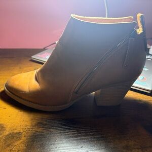 Faded Glory Tan Ankle Booties with Zipper